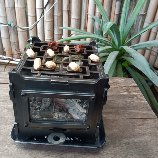 Carbon Steel BBQ Grill Stove – Portable Outdoor Charcoal & Alcohol Camping Stove